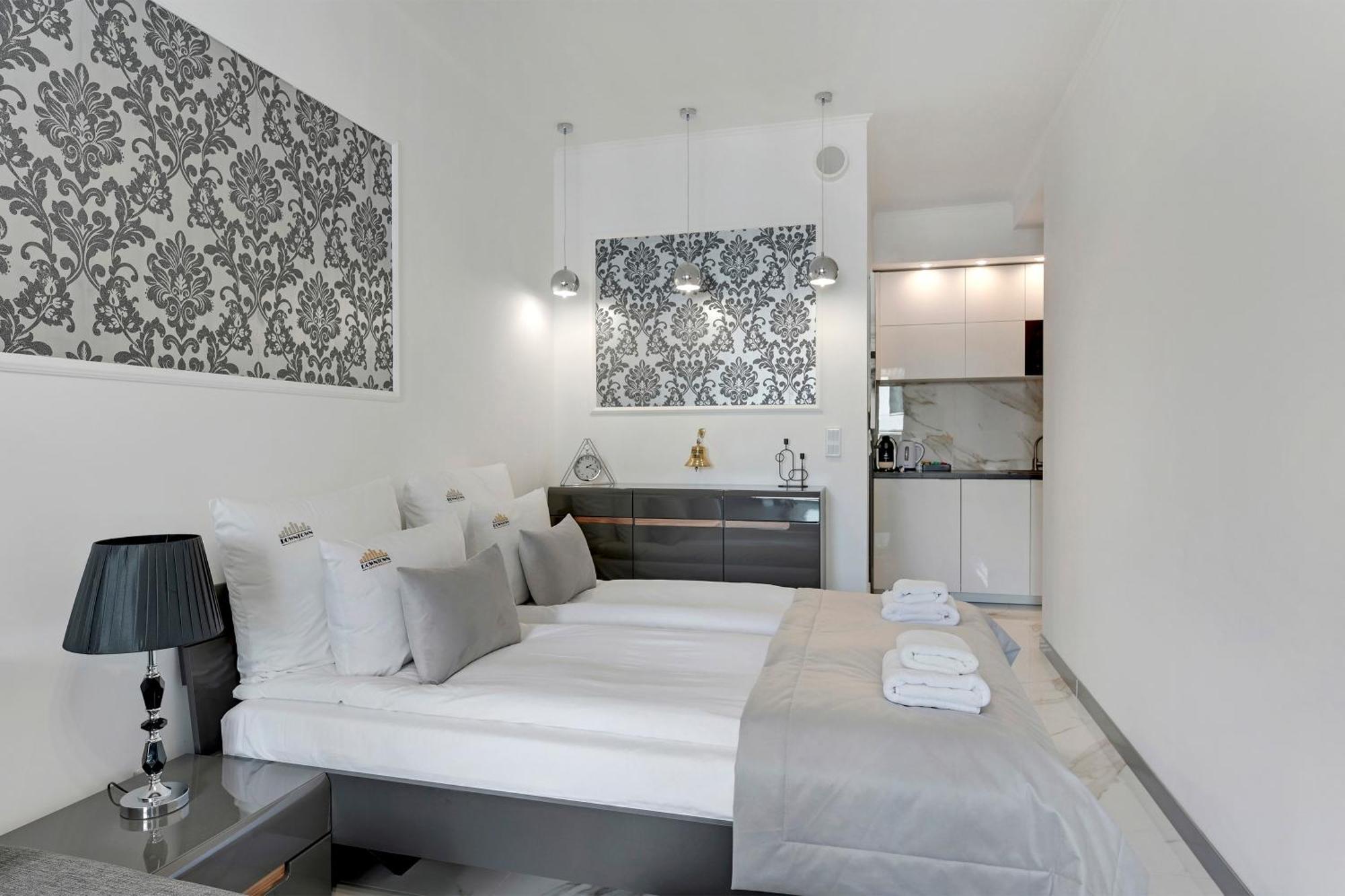 Granaria Riverside By Downtown Apartments — Photos 2